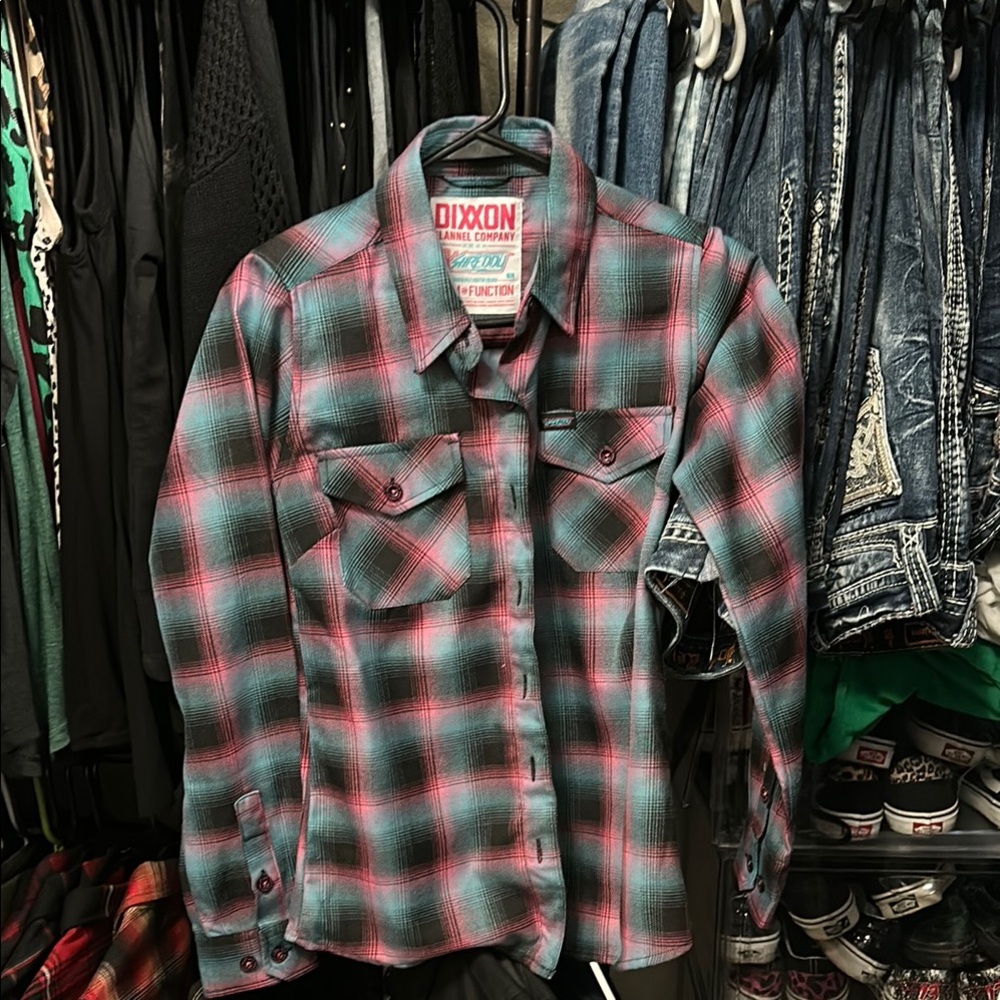 DIXXON shreddy women’s flannel size small